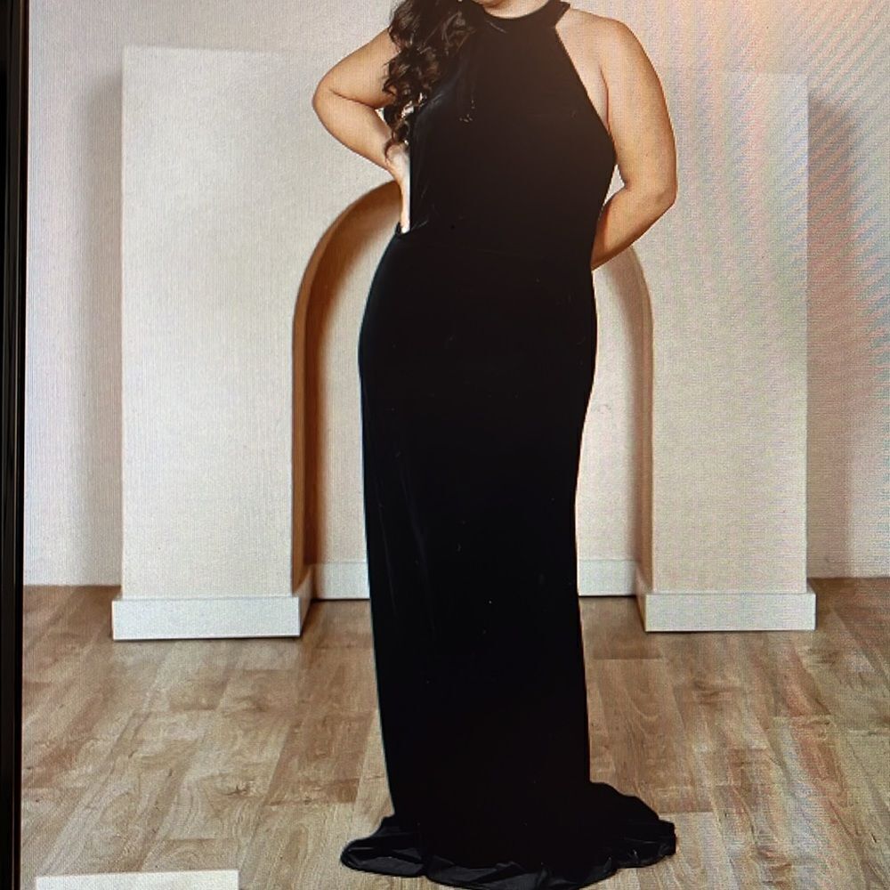 Revelry‎ Tori Black Velvet High Neck Halter Formal Gown Size 14